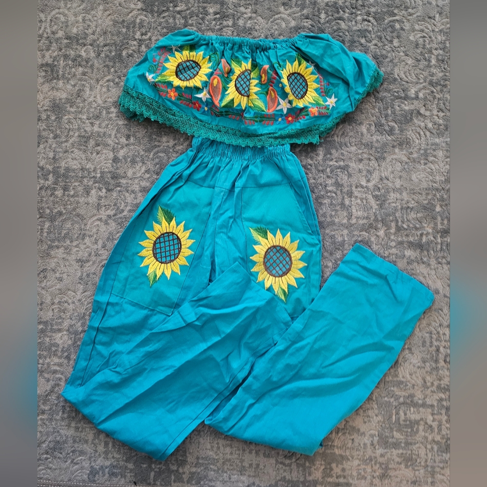 MEXICANA Jumpsuit with Sunflower Embroidery Size S
